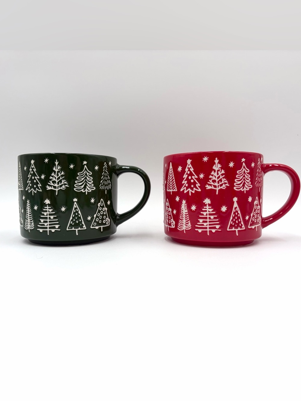 Set of 2 Sunday Morning Christmas Tree Holiday Coffee Mug Red Green